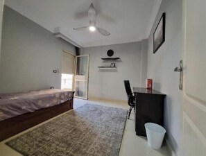 2 bedrooms
