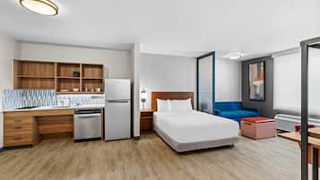 Suite, 1 Katil Ratu (Queen), Accessible, Non Smoking | Langsir/tirai gelap terus, Wi-fi percuma, cadar katil