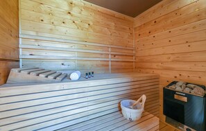 Sauna - Amazing home in Vinogradi Ludbreski with sauna (Vinogradi Ludbreski)