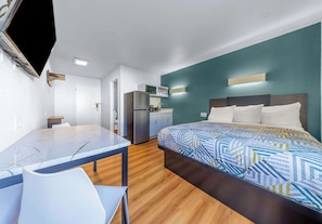 Skrivebord, skrivebord for bærbar PC og blendingsgardiner