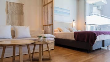 Studio, Balcony, City View (5.3) | Premium bedding, down comforters, pillowtop beds, individually decorated