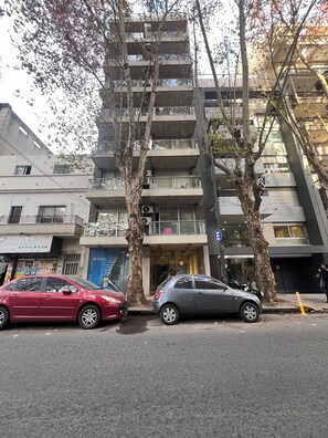 숙박 시설 정면