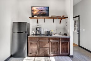 Interior - The Fayetteville Nest (Fayetteville)