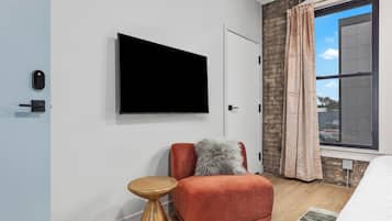 1 bedroom, premium bedding, down duvets, memory-foam beds