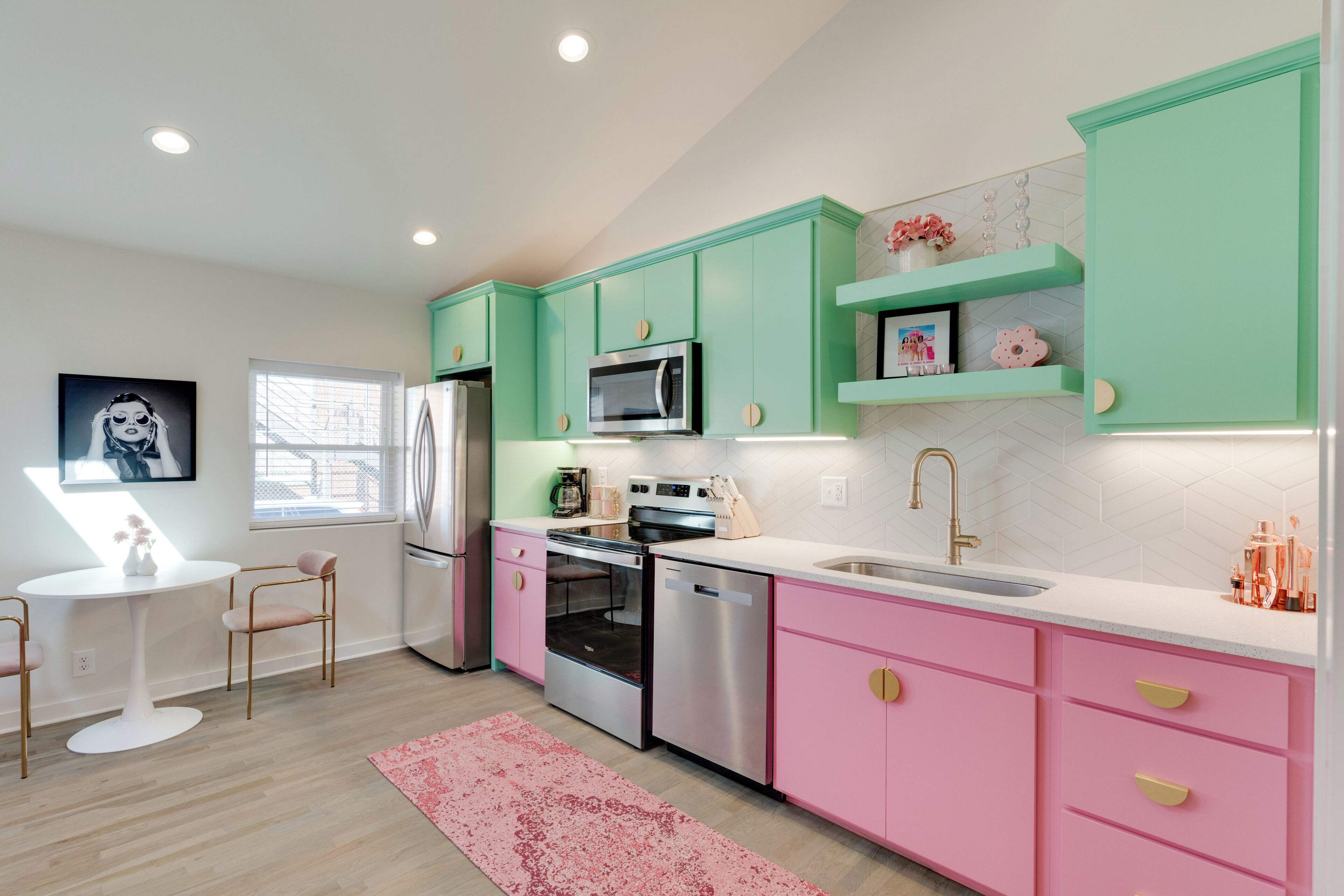 2 Amazing Side x Side 1 Bedroom 1.5 bath Units!