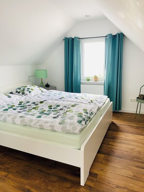 5 Schlafzimmer, Bügeleisen/Bügelbrett, Reisekinderbett, kostenloses WLAN