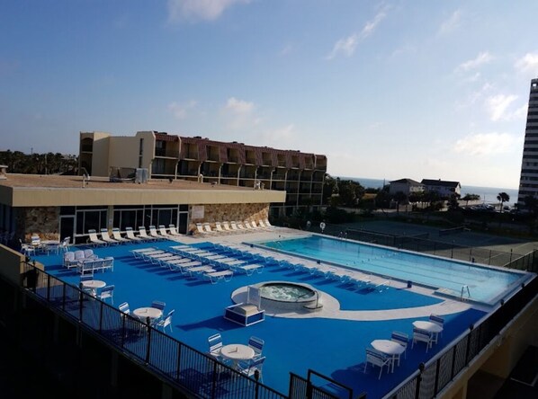 Ulkouima-allas, lämmitetty uima-allas