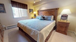 2 bedrooms, free WiFi - 2 Bedroom Condo in Lionshead Village - Walk to Slopes, Onsite Pool (Vail)