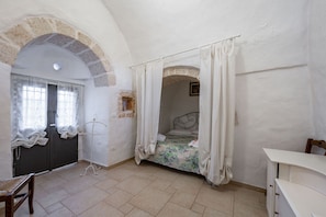 2 bedrooms, iron/ironing board, travel cot, bed sheets