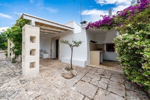Terrace/patio - La Lamia di Martina by Rentbeat (Ostuni)