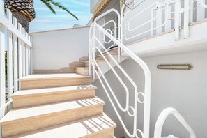 Interior - Residence Anna by Rentbeat (Villanova)