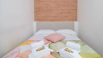 1 camera, ferro/asse da stiro, Wi-Fi, lenzuola