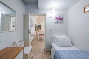 2 Schlafzimmer, Bügeleisen/Bügelbrett, WLAN, Bettwäsche