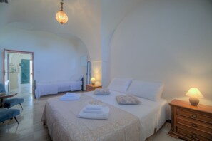 2 slaapkamers, reisbedje, wifi, beddengoed