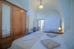 2 室のベッドルーム、旅行用ベビーベッド、WiFi、ベッドシーツ