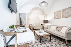 Living area - San Nicola Guest House by Rentbeat (Fasano)