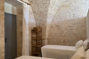 2 bedrooms, iron/ironing board, travel cot, WiFi