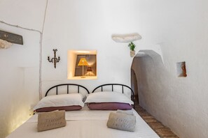 1 bedroom, travel crib, WiFi, bed sheets