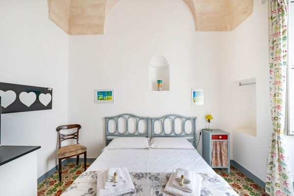 1 غرفة نوم وسرير سفر وواي فاي وملاءات أسرّة