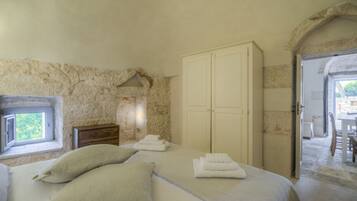 2 habitaciones y ropa de cama