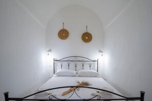 2 bedrooms, bed sheets - Margaret's House by Rentbeat (Ostuni)