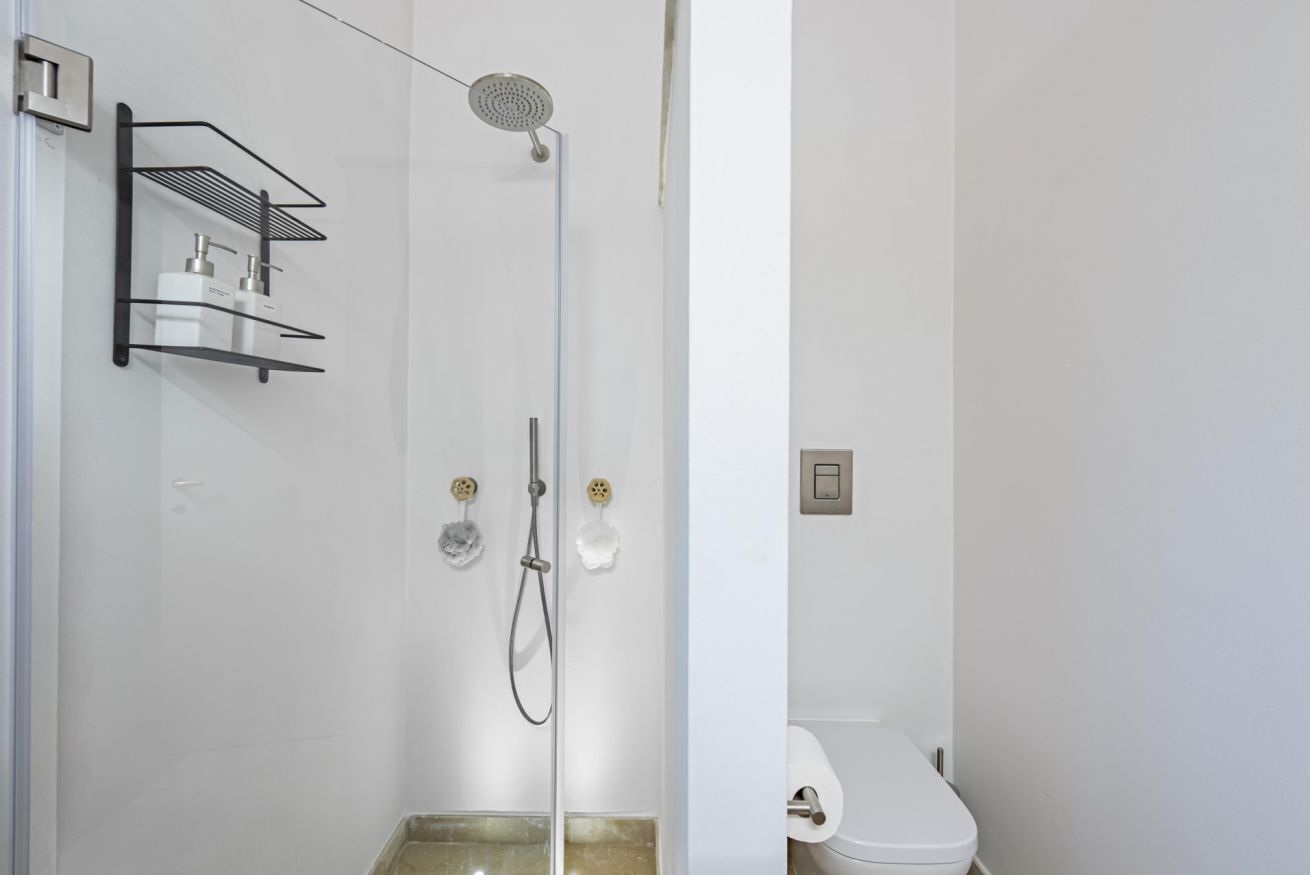 Dusche, Haartrockner, Bidet, Handtücher