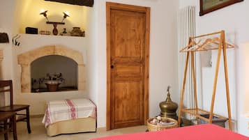 1 camera, Wi-Fi gratuito, lenzuola