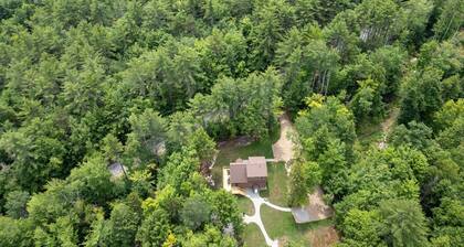 Autumn Escape - 4BR/2BA Cabin 15min to Conway âą Fire Pit âą Leaf-Peeping Ready