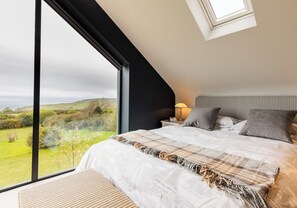 3 chambres, fer et planche à repasser, lit parapluie, Wi-Fi gratuit