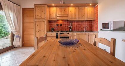Ginestre Cottage with pool in the Nature Park of Porto Conte