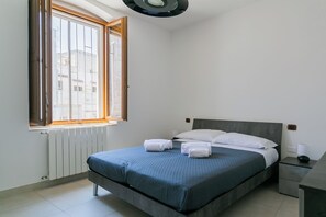 Apartment | 2 Schlafzimmer, laptopgeeigneter Arbeitsplatz, Bügeleisen/Bügelbrett
