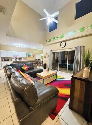 リビング エリア