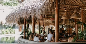 Bar (in der Unterkunft)