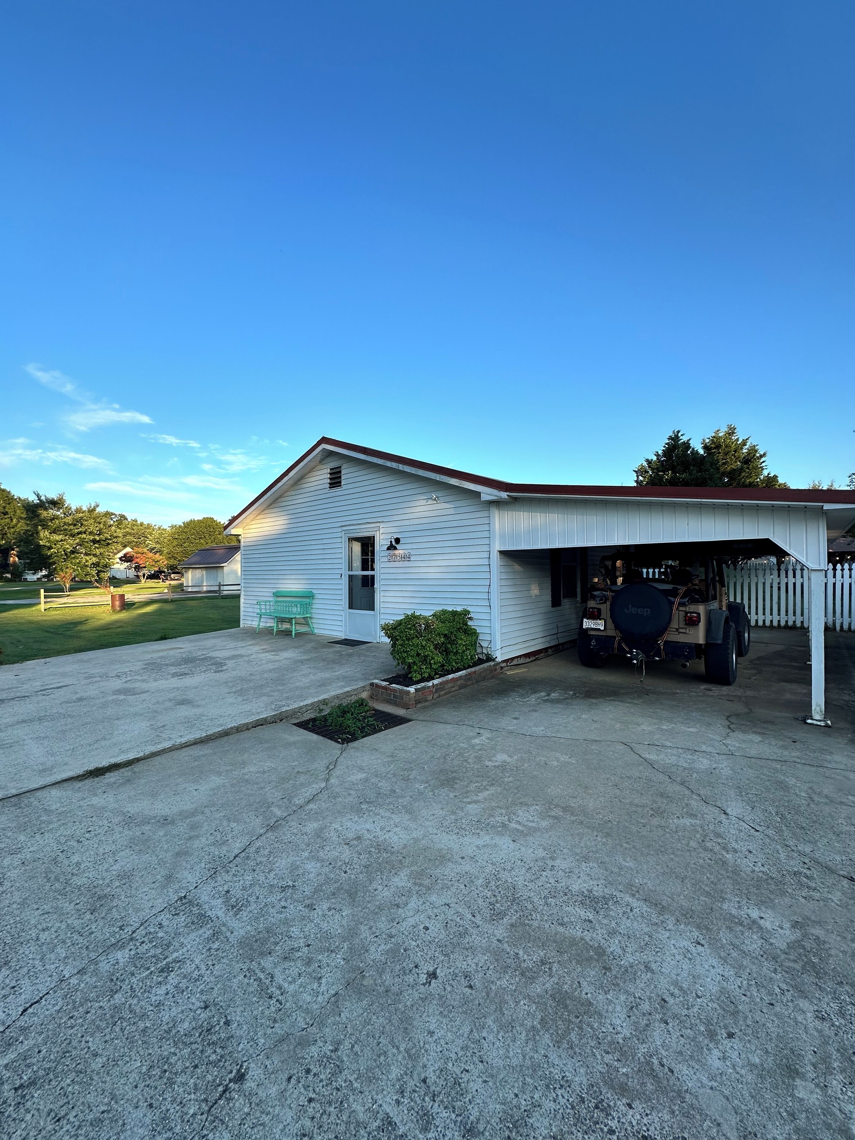 Cozy mini Farmhouse in enchanting HarvestEast limestone with WiFi,AC