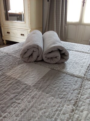 Egyptian cotton sheets, premium bedding, down comforters - Antico Tralcio bed and breakfast (Antignano)