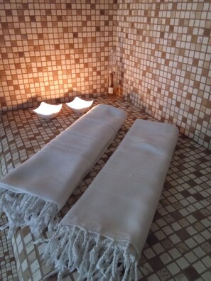 Interior detail - Antico Tralcio bed and breakfast (Antignano)