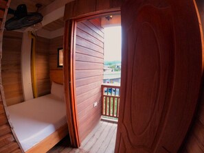 Dobbeltrom – comfort, strandutsikt | Lydisolert og sengetøy