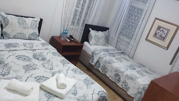 Deluxe Twin Room, 1 Double Bed, Sea View | Premium bedding, free WiFi, bed sheets