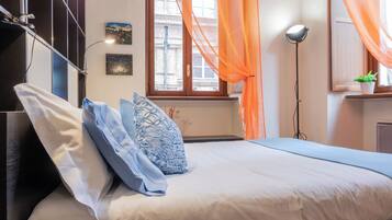 1 habitación, espacio para trabajar con laptop, cunas y wifi gratis