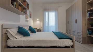 Appartamento, balcone | 2 camere, una scrivania, culle/letti per bambini (a pagamento)