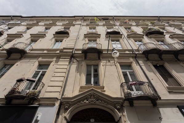 Exterior detail - Garibaldi Ten by Wonderful Italy (Turin)