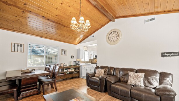 Imagen sin descripción, 1 de 24, botón