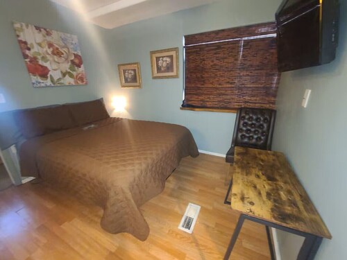 Vintage Country Cottage in Camp Verde Near Sedona. Dark Sky Community by Casino