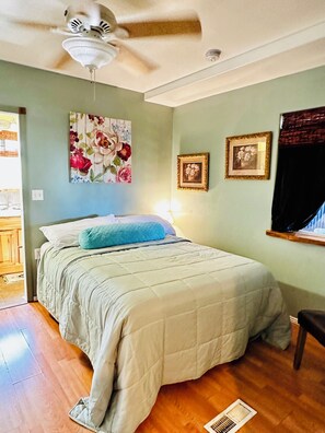 1 habitación, escritorio, wifi gratis y ropa de cama 