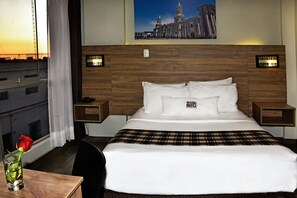 Double Room | Minibar, individually furnished, desk, free WiFi - Hotel TerraMistica Monasterio  (Arequipa)