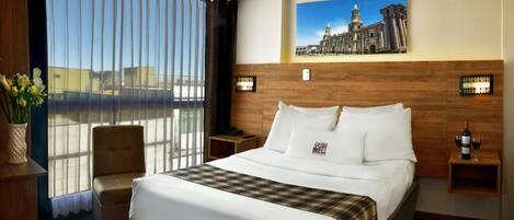 Double Room | Minibar, individually furnished, desk, free WiFi