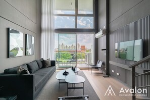 Televisie en een tafeltennistafel