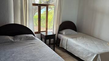 3 bedrooms, WiFi, bed sheets