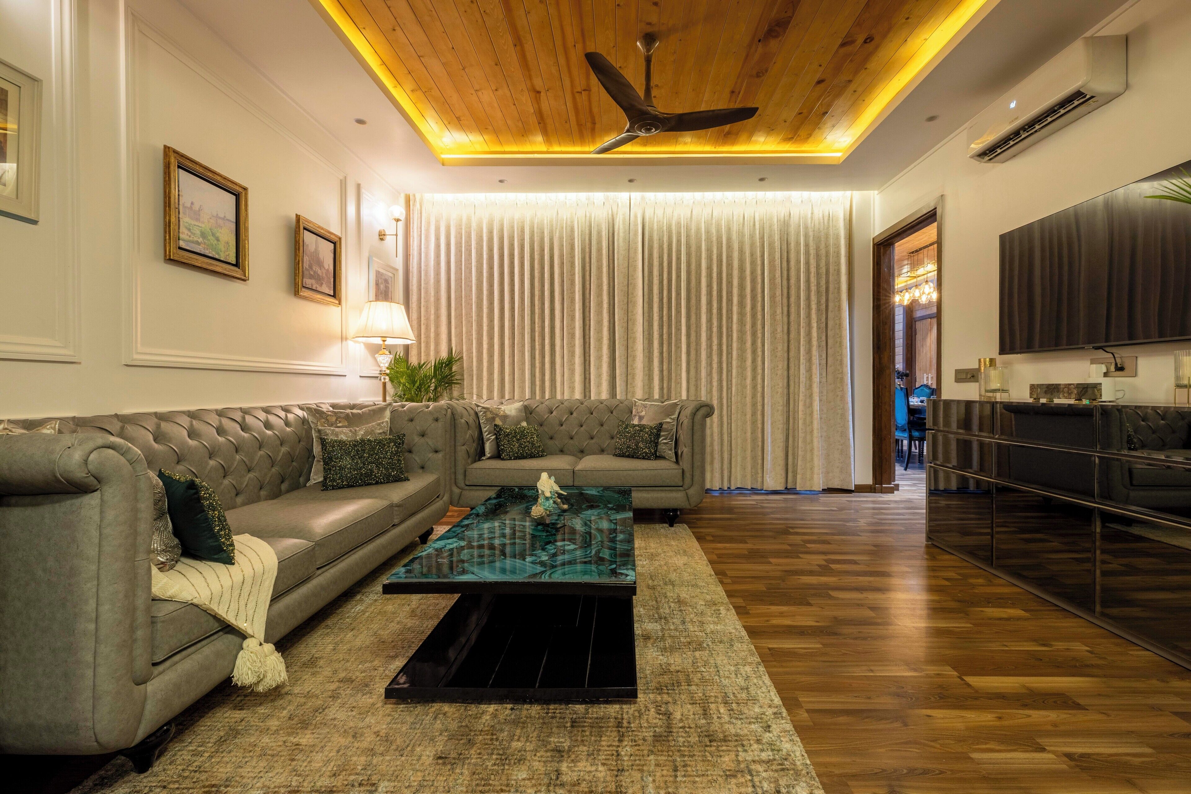 Hus - 5 sovrum (Kashi) | Vardagsrum | Kontor