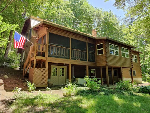 Cozy Lakefront Home in Waterford, Maine